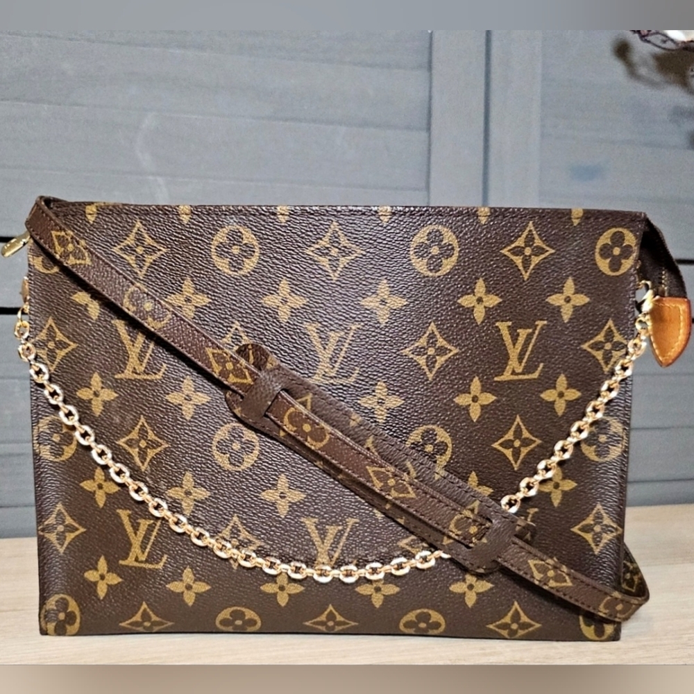 Authentic LOUIS VUITTON Monogram Poche Toilette 26 Crossbody Bag